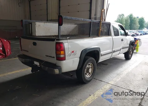 1999 Chevrolet Silverado 2500 Ls из США, поврежденный, VIN 1GCGK29U2XE170318